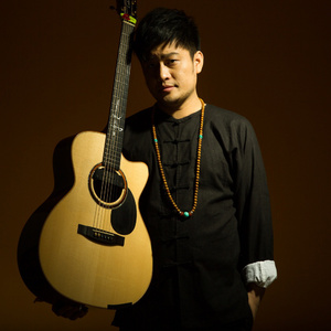 娇妻被交换黑人又大又粗又硬
